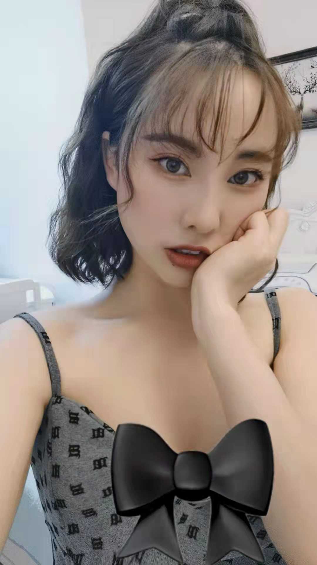 宝宝是兼职，你们的小精灵出现了